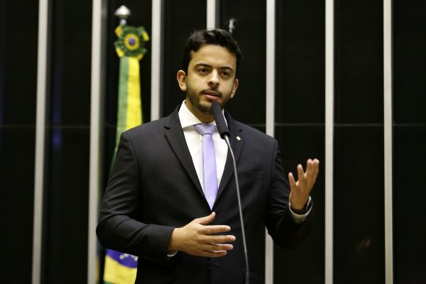 Pinheirinho quer acabar com radares móveis no Brasil