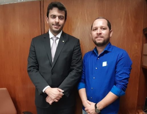 Deputado e secretário de Itacarambi